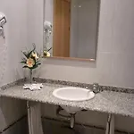 El Pinche De Oro Hotel