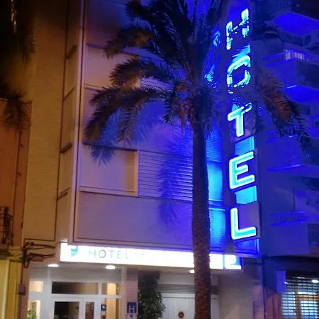 Hotel El Pinche De Oro 2*