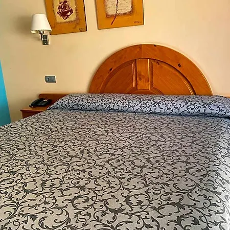 Hotel El Pinche De Oro