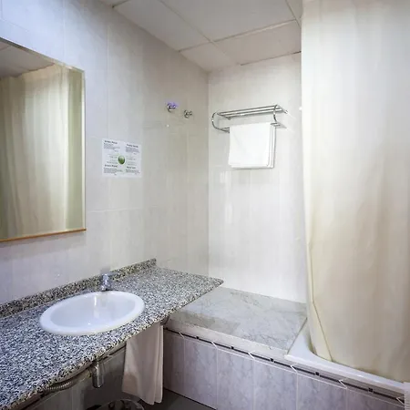 El Pinche De Oro Hotel 2*