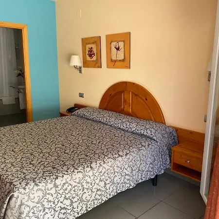 El Pinche De Oro Hotel 2*